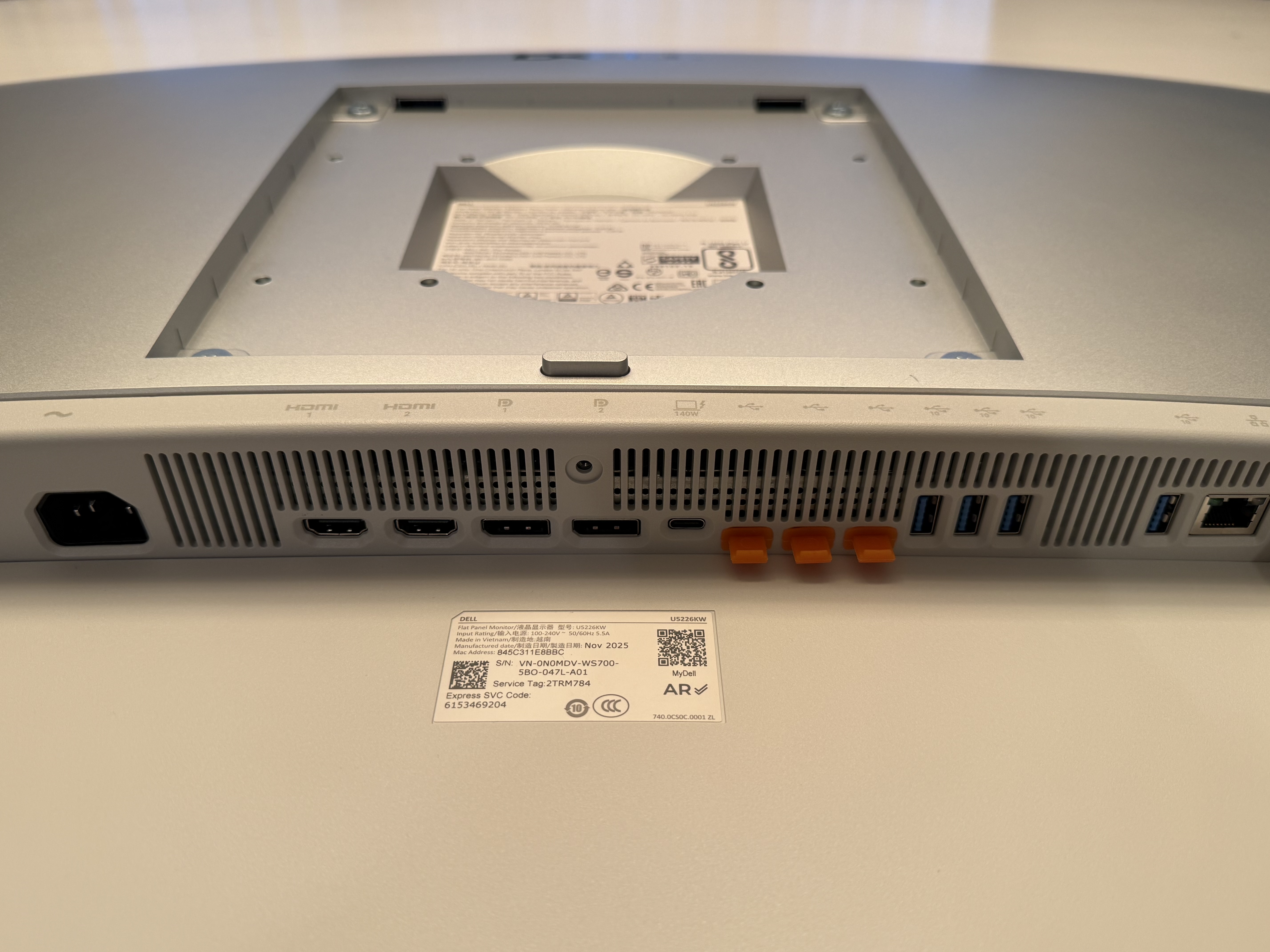 Dell U5226KW Ports