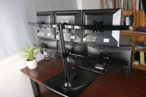 best monitors for stock trading office