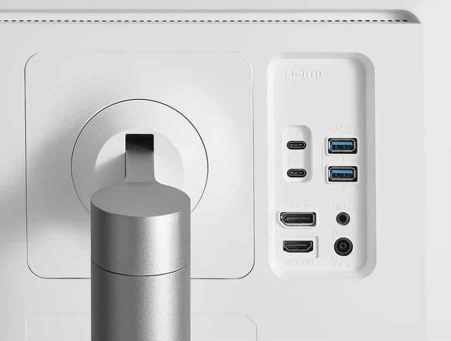 LG 32UK950 for MacBook