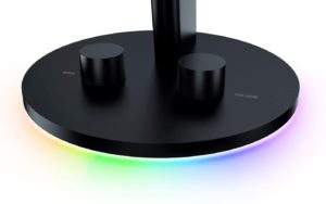JBL One Series 104 or Razer Nommo Chroma