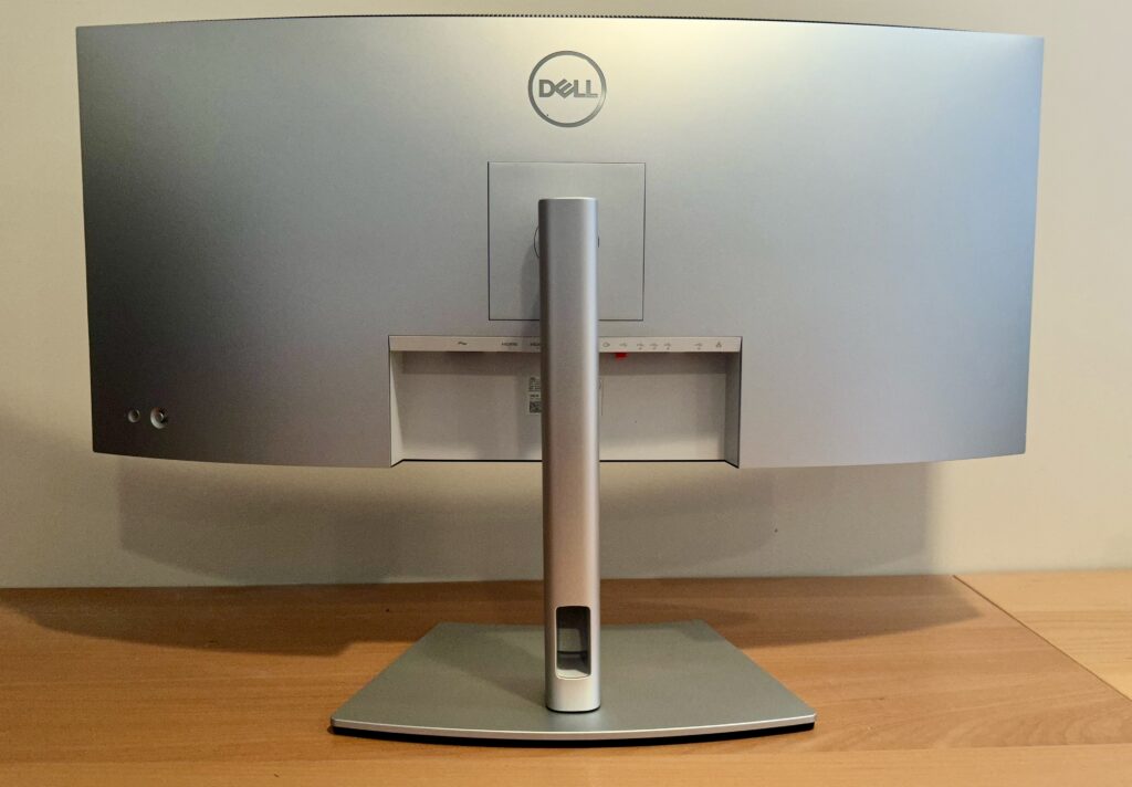 Dell UltraSharp U3423WE for adobe