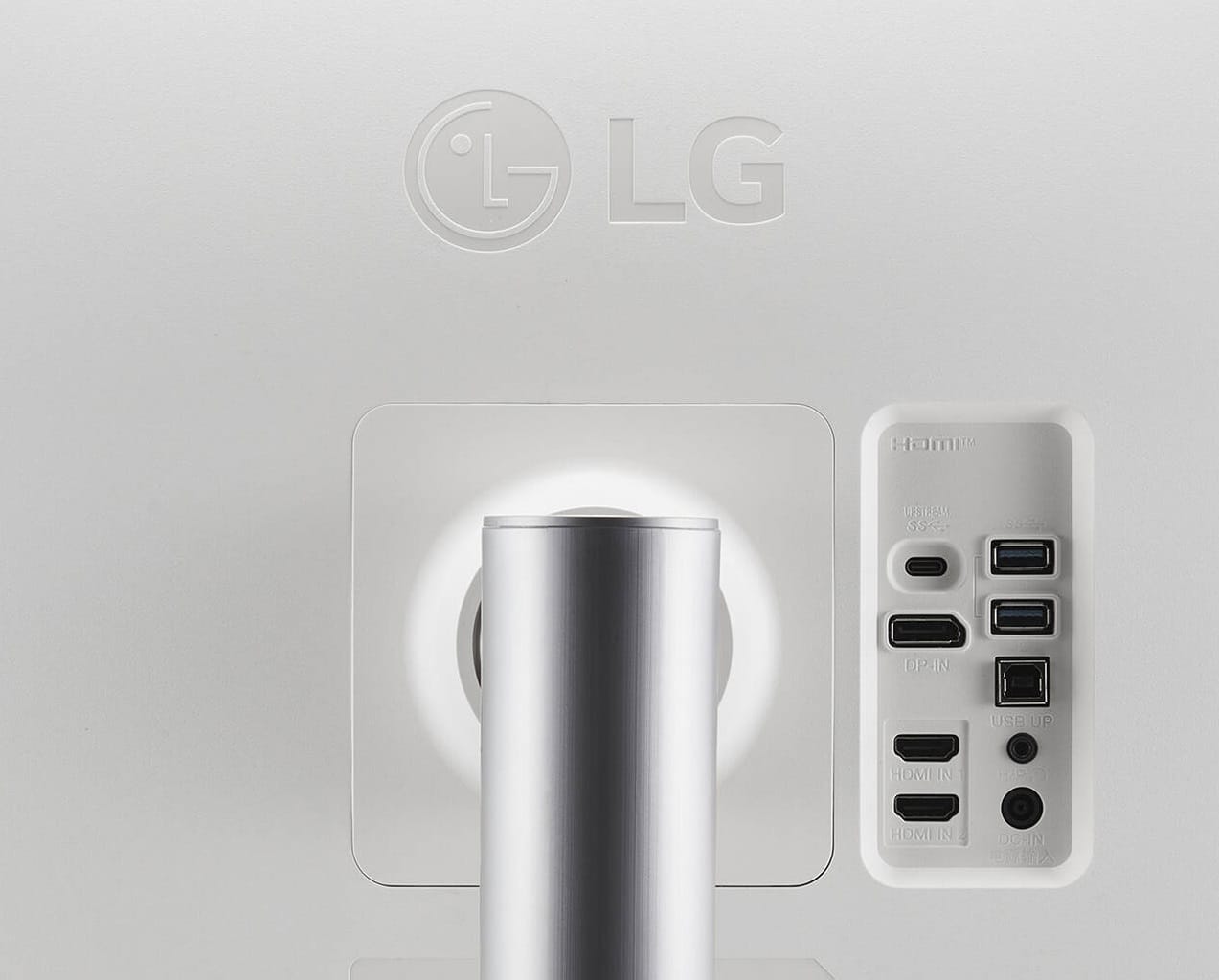 LG 32UQ850V-W for xbox