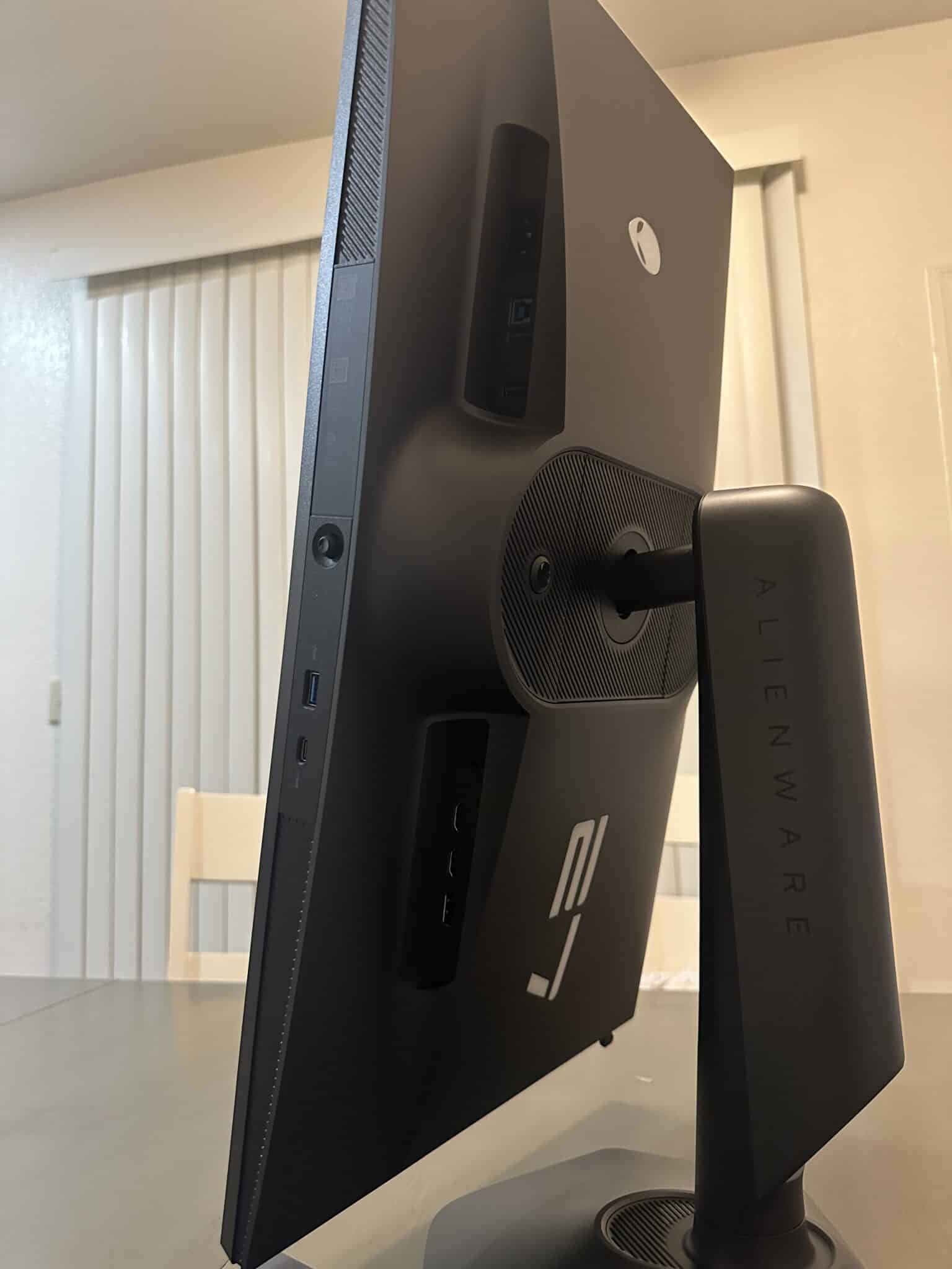 Alienware AW2725QF for console gaming